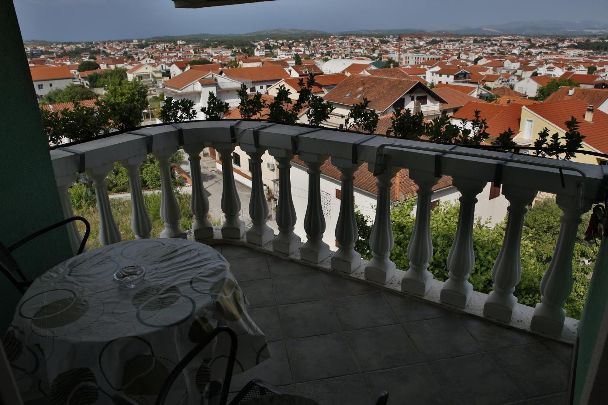 Apartments Katarine Zrinske Vodice Exterior photo