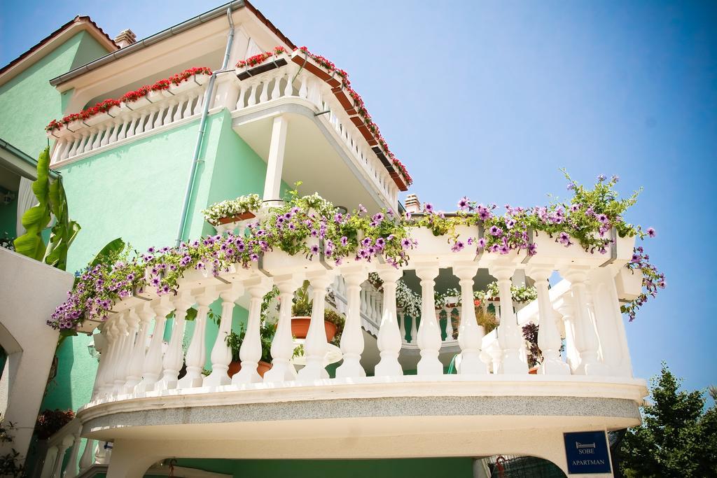 Apartments Katarine Zrinske Vodice Exterior photo