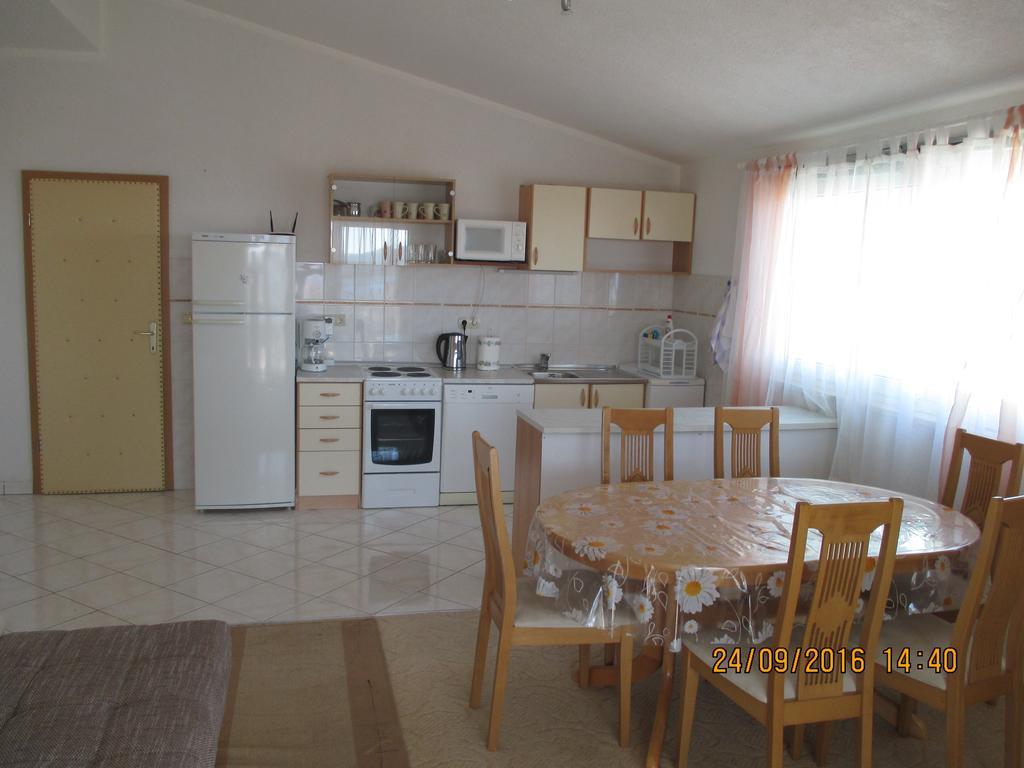 Apartments Katarine Zrinske Vodice Exterior photo