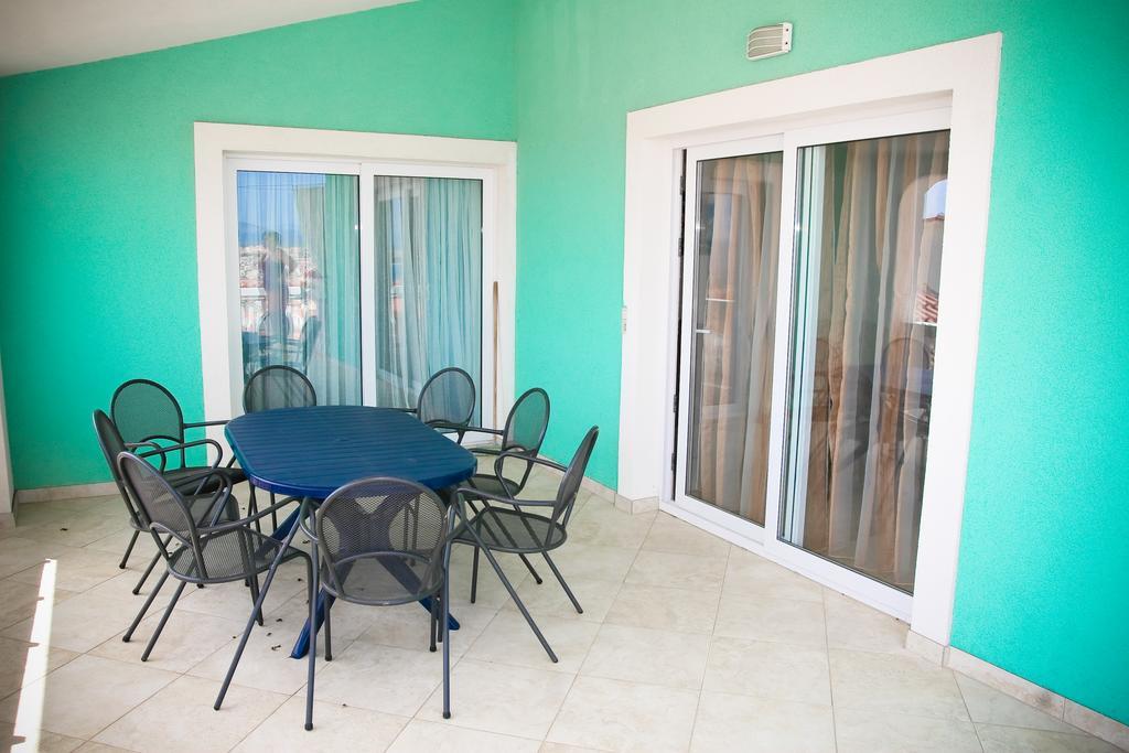 Apartments Katarine Zrinske Vodice Exterior photo