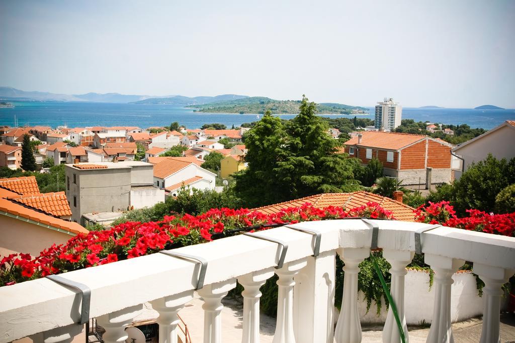 Apartments Katarine Zrinske Vodice Exterior photo