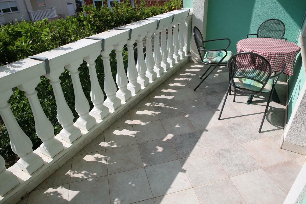 Apartments Katarine Zrinske Vodice Exterior photo