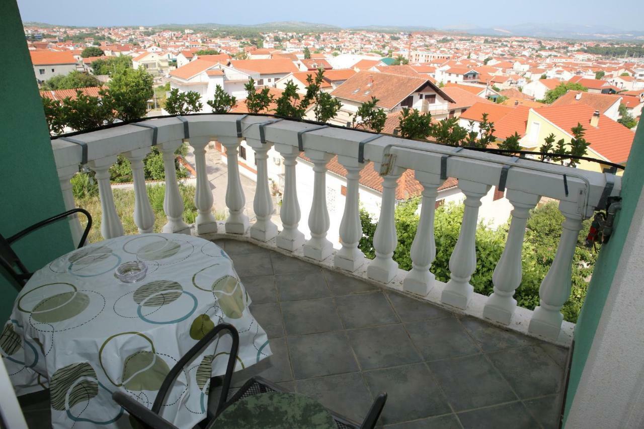 Apartments Katarine Zrinske Vodice Exterior photo