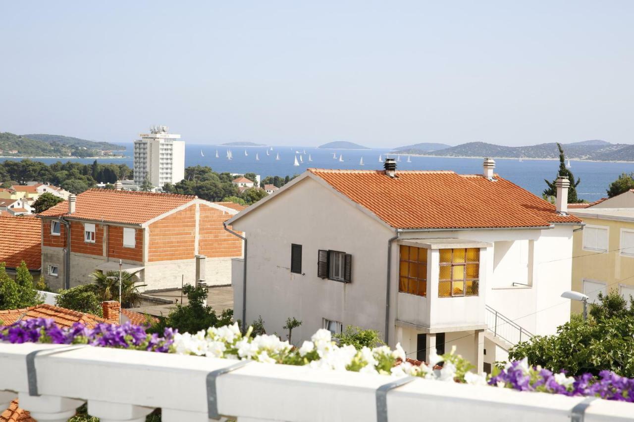 Apartments Katarine Zrinske Vodice Exterior photo